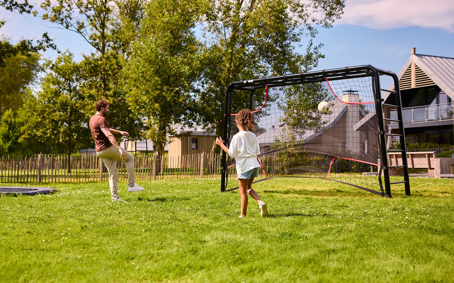 Berg PlayBase Fussballtorwand M